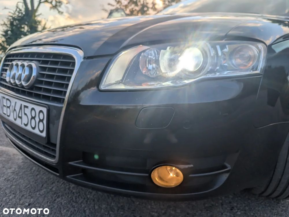 Audi A4 Avant 2.0 TDI DPF quattro - 16