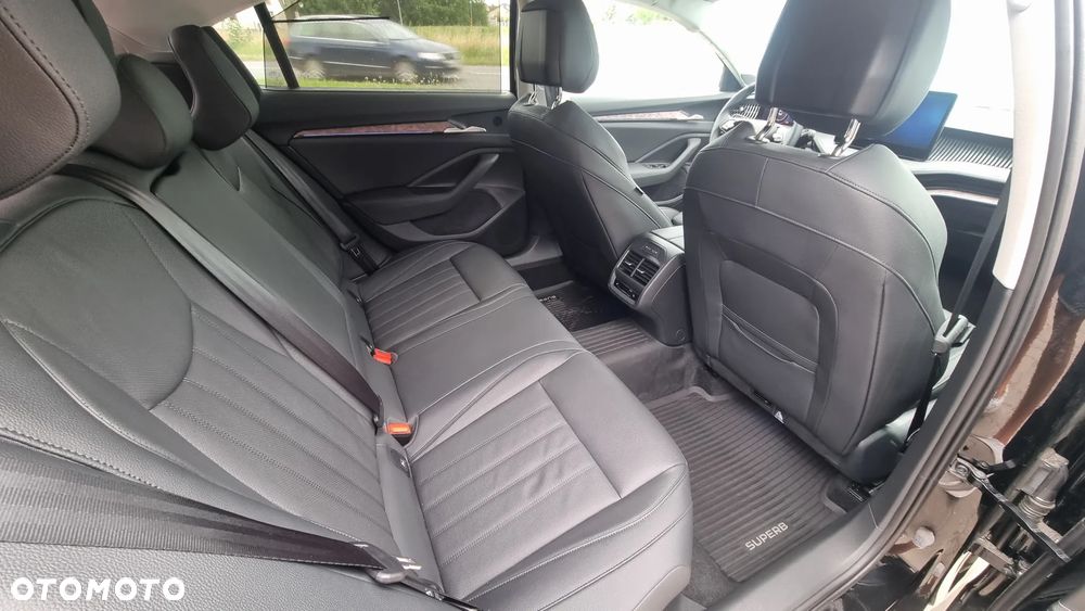 Skoda Superb 2.0 TDI SCR 4x4 L&K DSG - 22