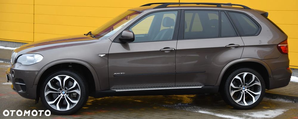 BMW X5 xDrive50i Edition Exclusive - 8