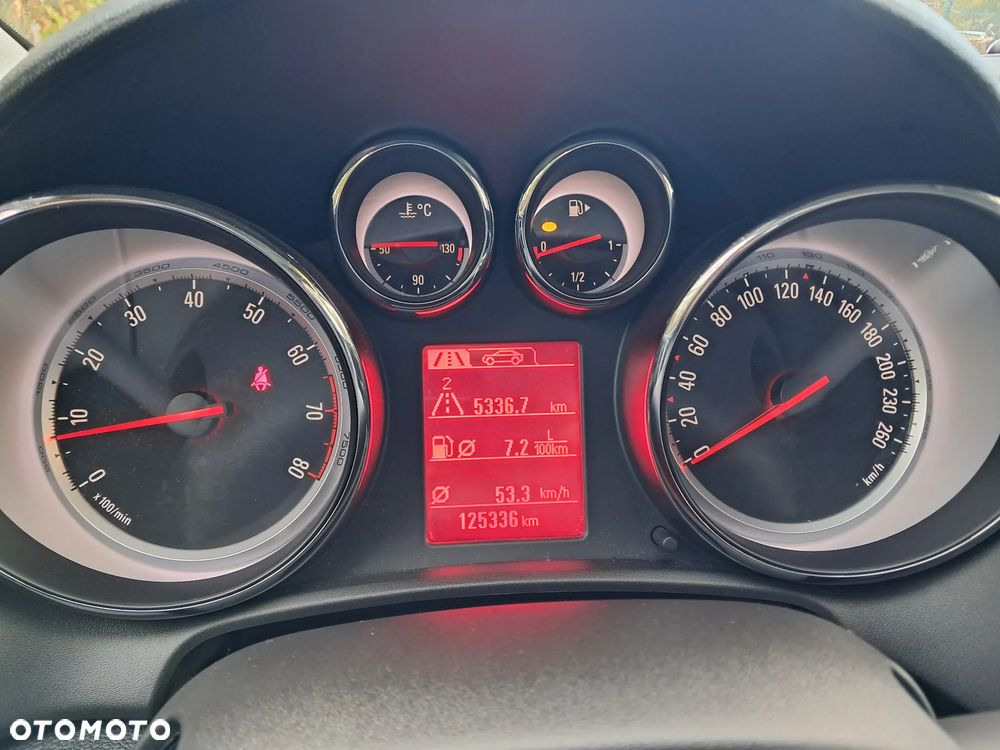 Opel Astra 1.4 Turbo Design Edition - 2