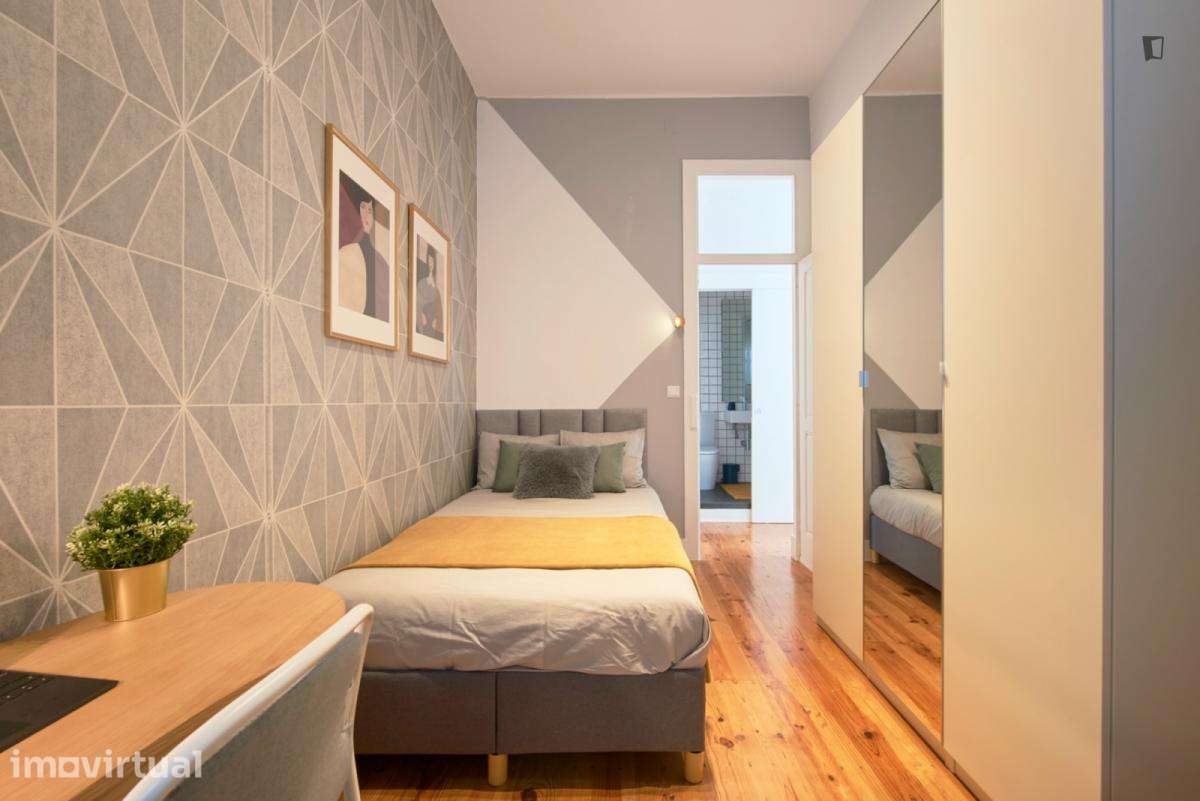 Quarto - localizado em Alcântara Lisbon - Grande imagem: 5/19