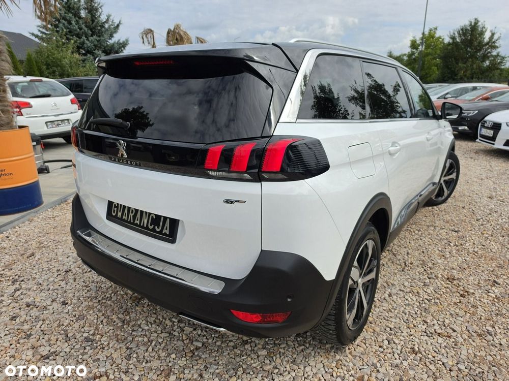 Peugeot 5008 - 13