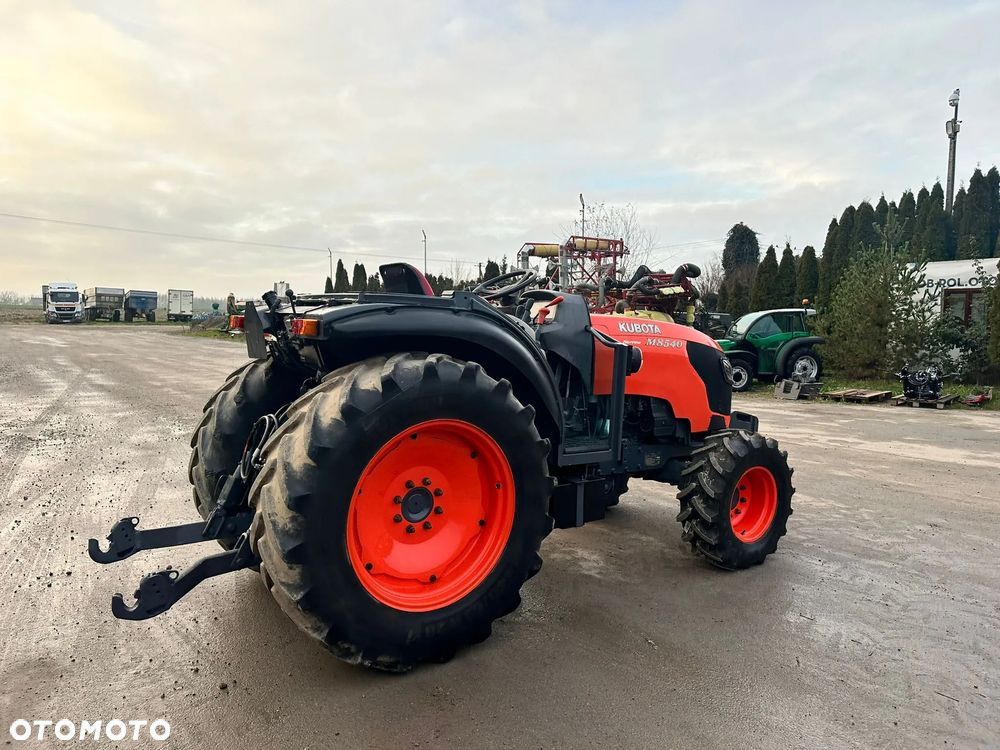 Kubota M 8540 Narrow - 4
