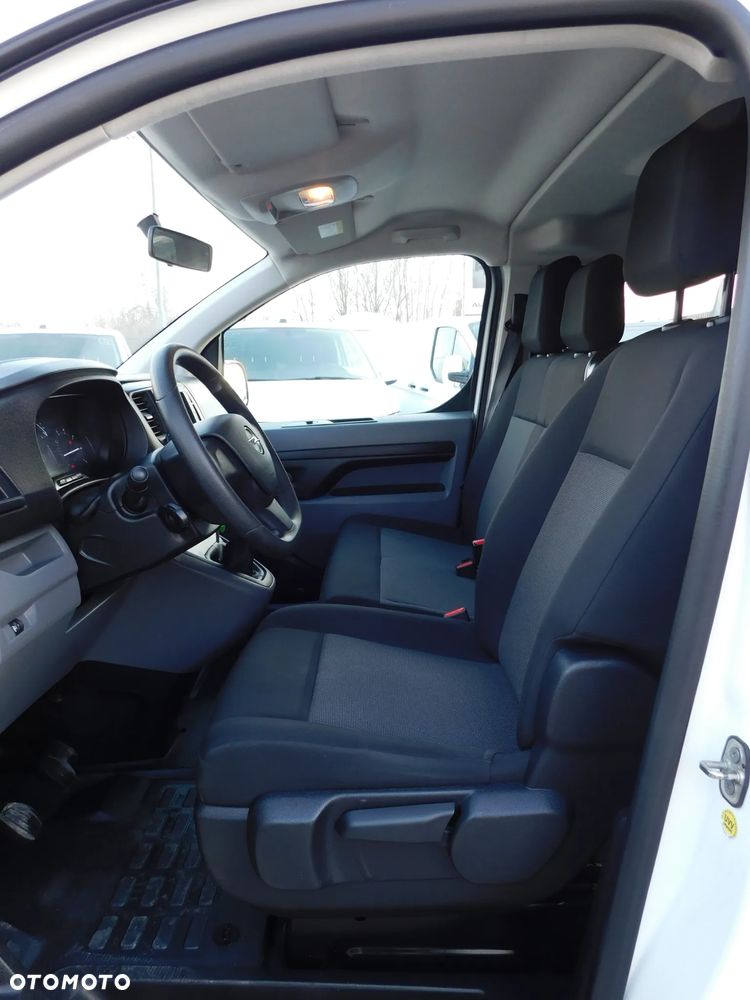 Opel Vivaro - 9