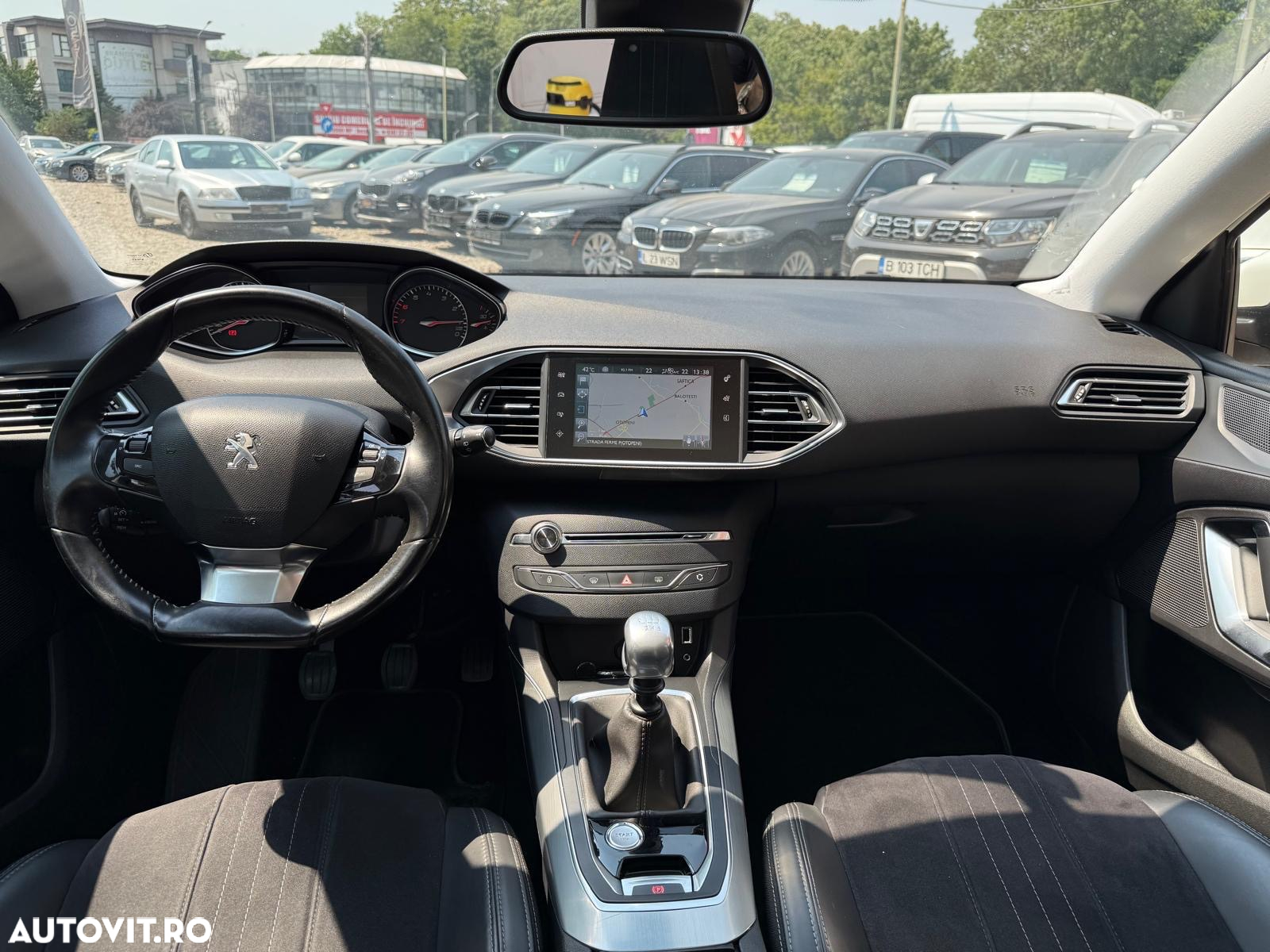 Peugeot 308 - 5