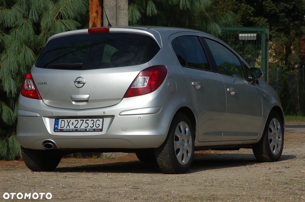 Opel Corsa 1.4 16V Energy - 6