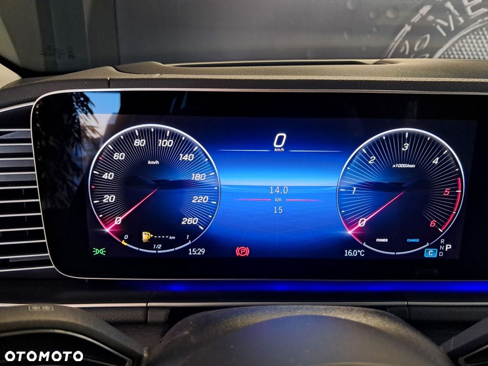 Mercedes-Benz GLE - 37