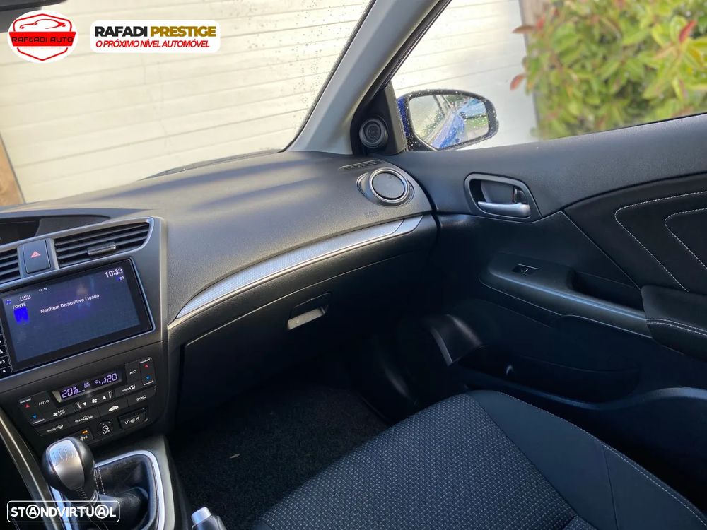 Honda Civic 1.6 i-DTEC Elegance Navi - 17