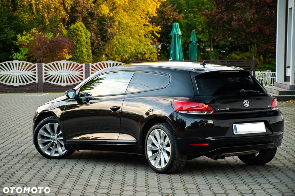 Volkswagen Scirocco 1.4 TSI DSG Match - 16