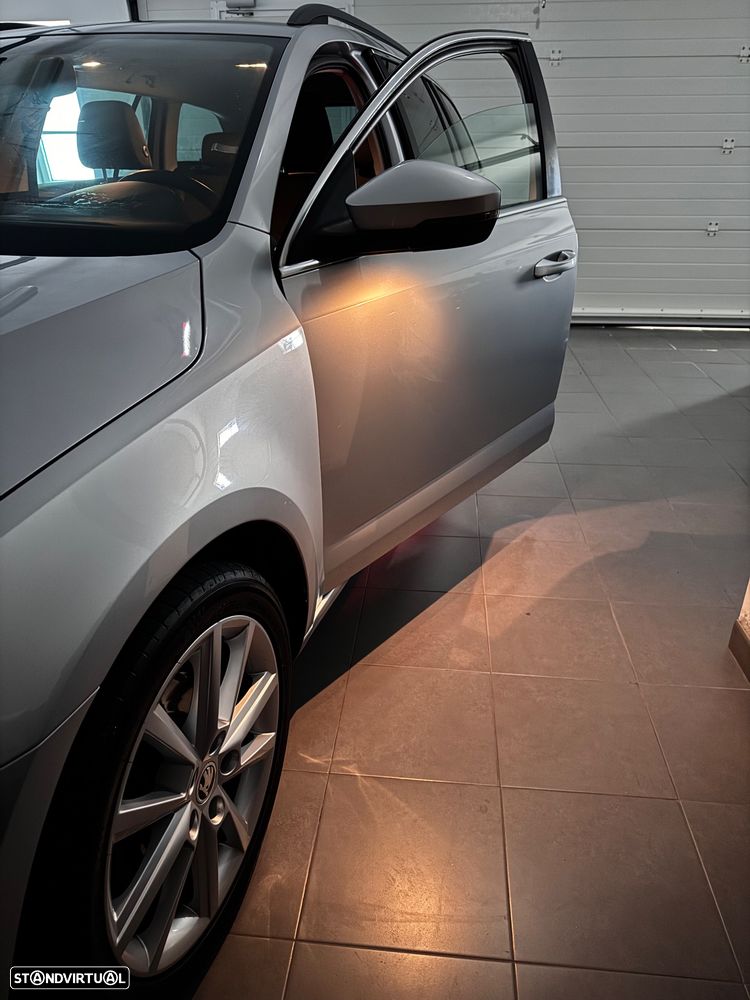 Skoda Octavia Break 1.6 TDi Elegance - 29