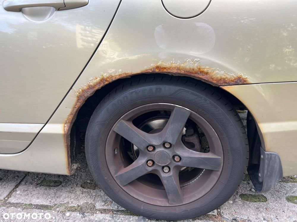 Honda Civic 1.8 Comfort - 14