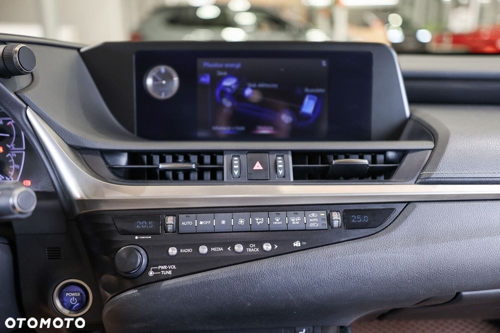Lexus ES - 27