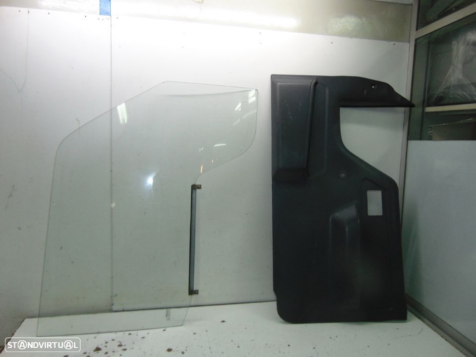 Toyota dyna 150 1992 calha do vidro - 1