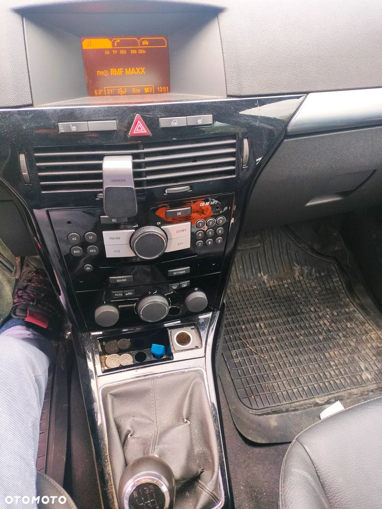 Opel Astra 1.7 CDTI Cosmo - 9