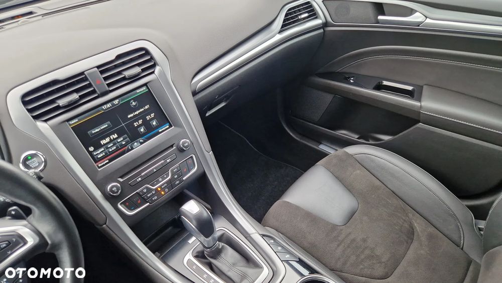 Ford Mondeo SW 1.5 EcoBoost S&S Autom Titanium - 24