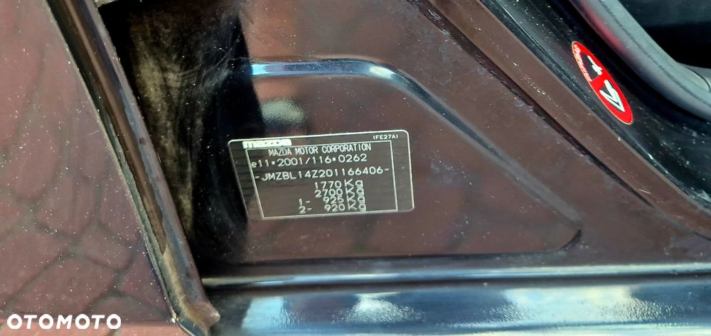 Mazda 3 1.6 MZR Active Plus - 24