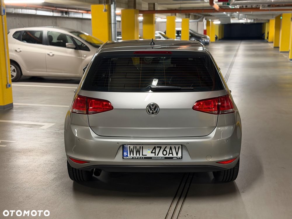 Volkswagen Golf 1.6 TDI BMT Comfortline - 11
