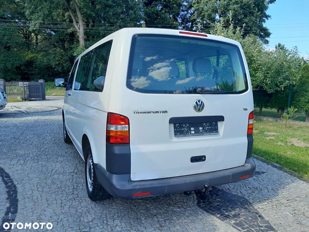 Volkswagen Multivan - 6