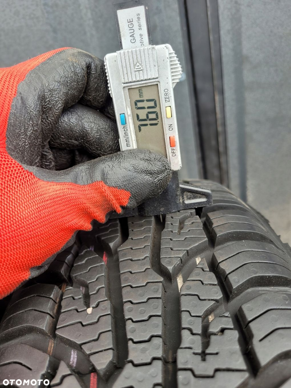 Uniroyal AllSeasonExpert 2 165/65R14 79 T - 2
