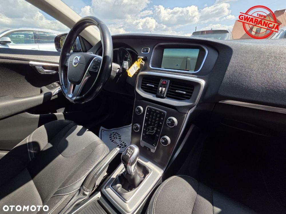 Volvo V40 - 27