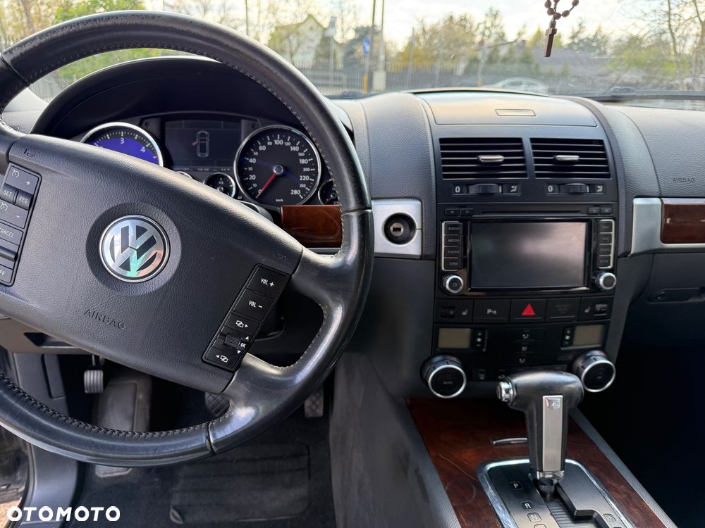 Volkswagen Touareg 3.0 V6 TDI DPF Tiptr - 12