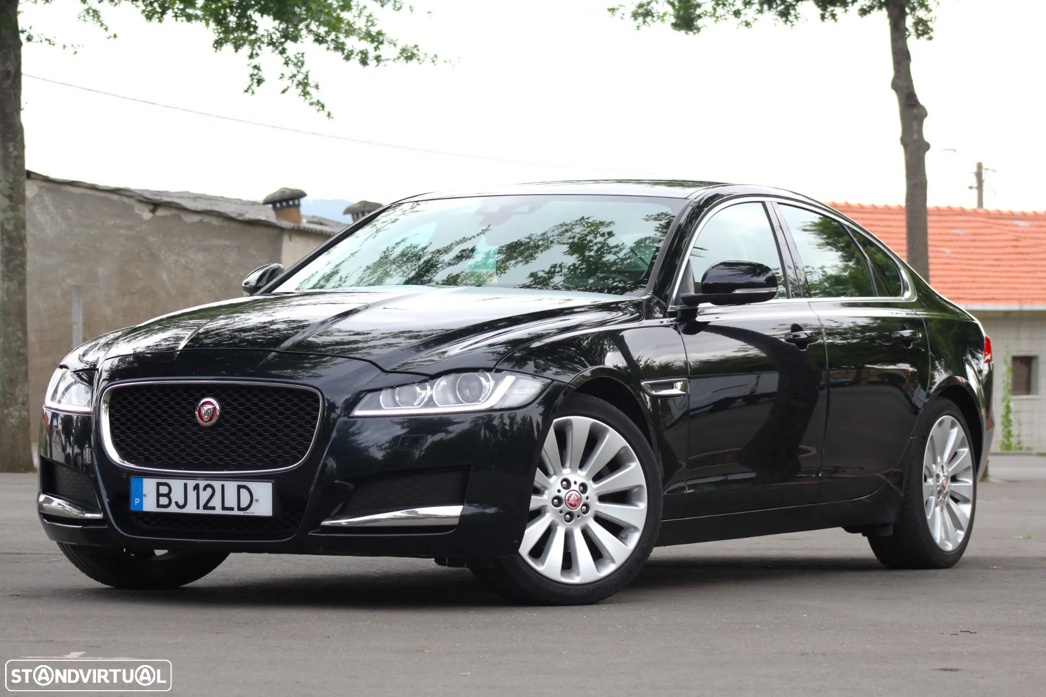 Jaguar XF E-Performance Aut. Portfolio - 1