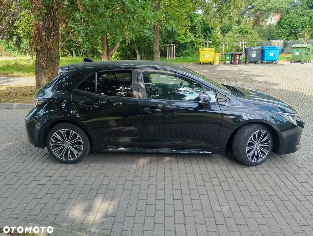 Toyota Corolla 2.0 Hybrid Executive - 3