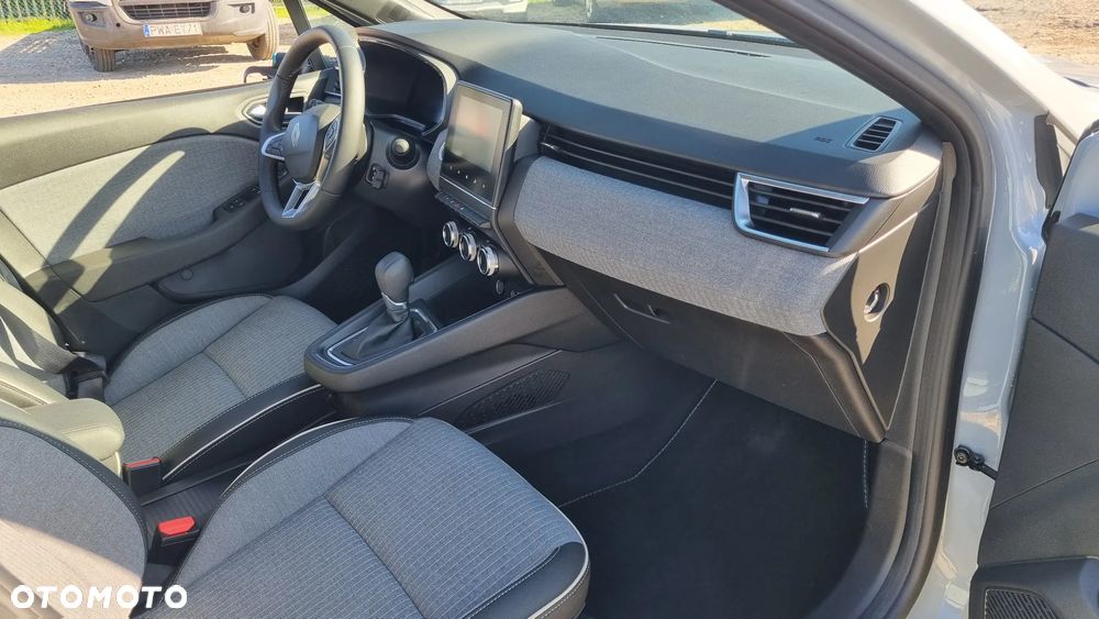 Renault Clio E-TECH Full 145 EVOLUTION - 24