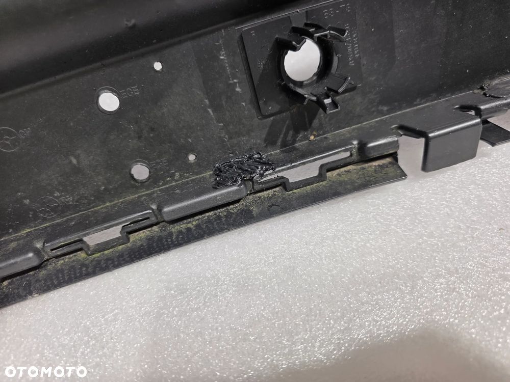 PORSCHE CAYENNE LIFT 14-18 ZDERZAK PRZEDNI PRZÓD NA SPRYSKI + 4xPDC , NR 7P5807221D , NR AUKCJI NZ1738 - 32