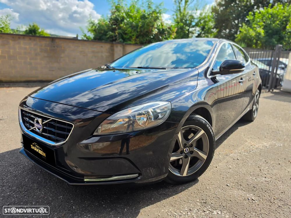 Volvo V40 D4 Summum - 1
