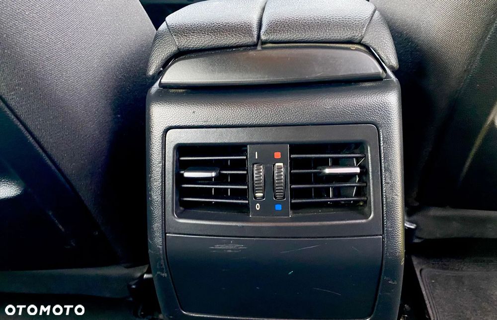 BMW Seria 3 318d DPF Edition Exclusive - 19