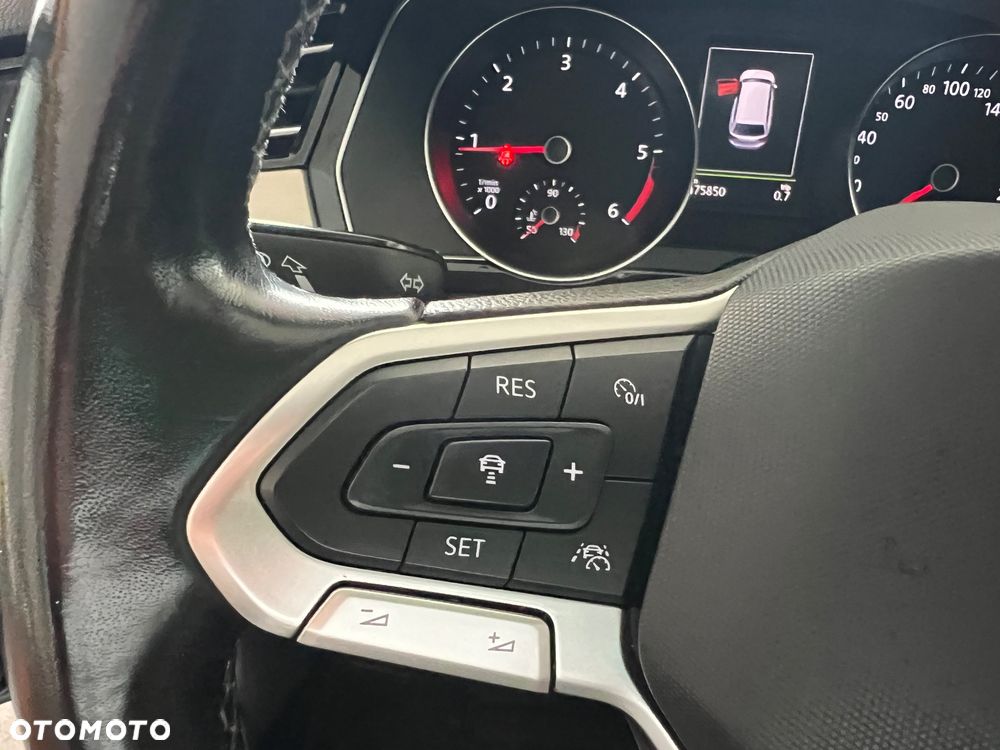 Volkswagen Passat 2.0 TDI EVO Business - 34