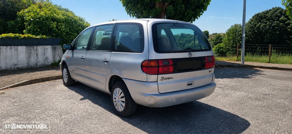 VW Sharan 1.9 TDi CL 5L - 2