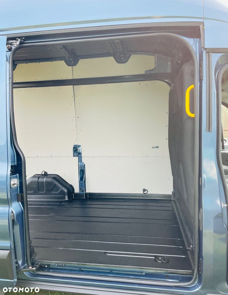 Ford Transit Mk8 - 6