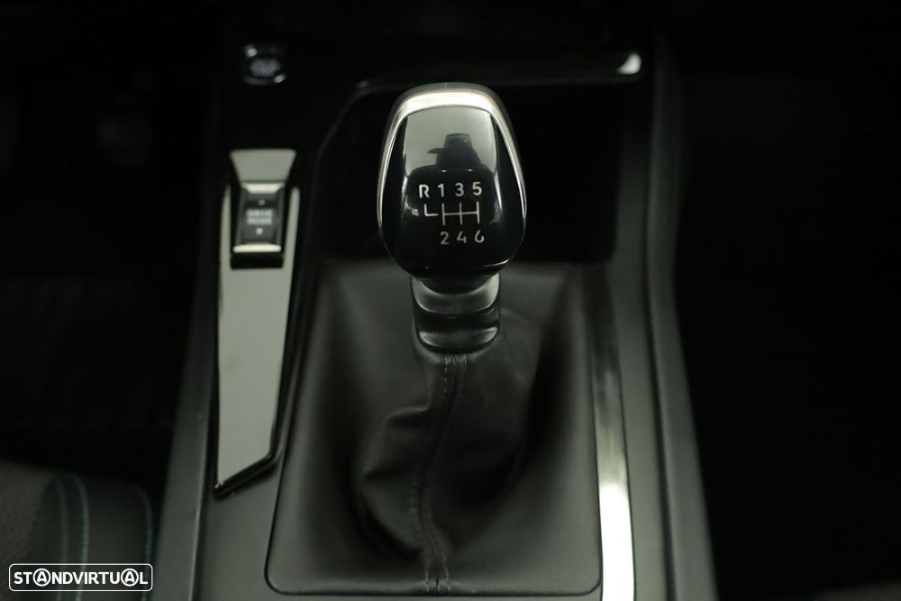 Peugeot 308 SW 1.2 PureTech Allure Pack - 15