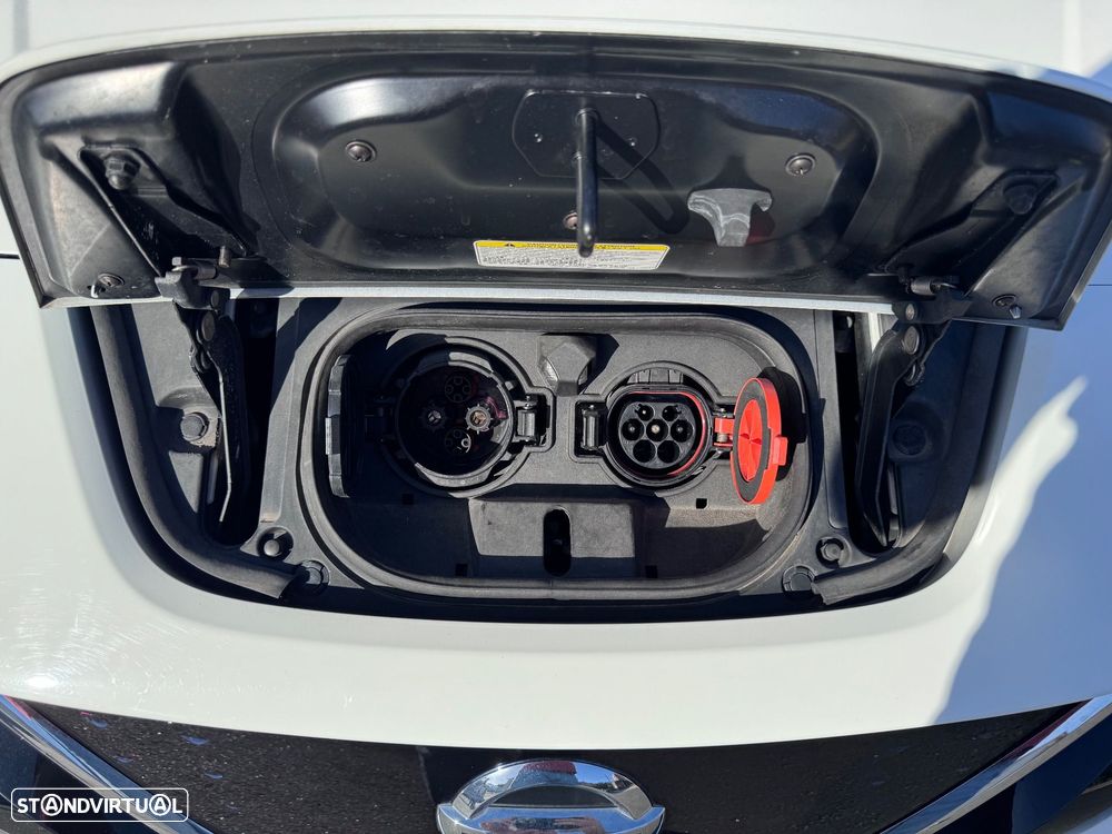 Nissan Leaf N-Connecta - 10