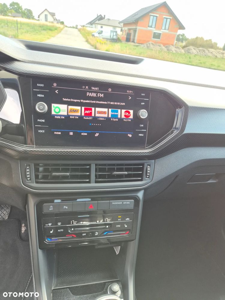 Volkswagen T-Cross - 19