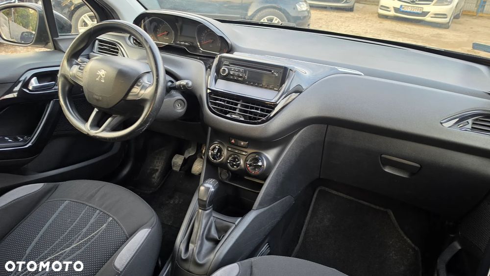 Peugeot 208 1.4 VTi Active - 17