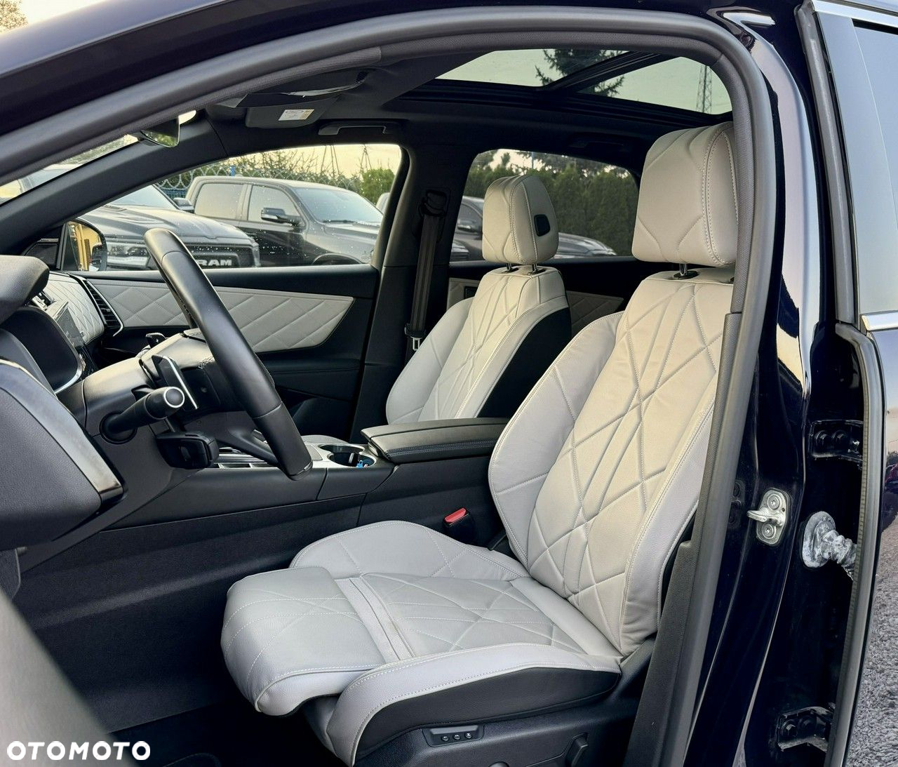 DS Automobiles DS 7 Crossback - 17