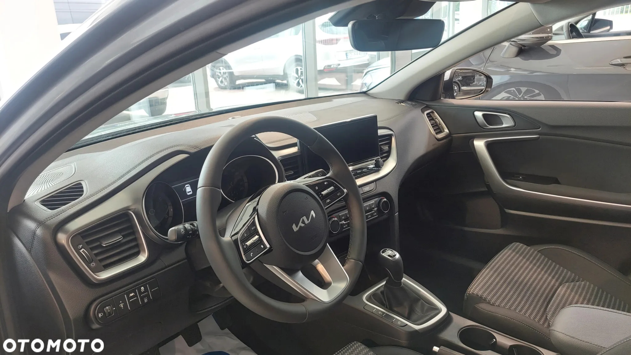 Kia Ceed 1.5 T-GDI M - 5