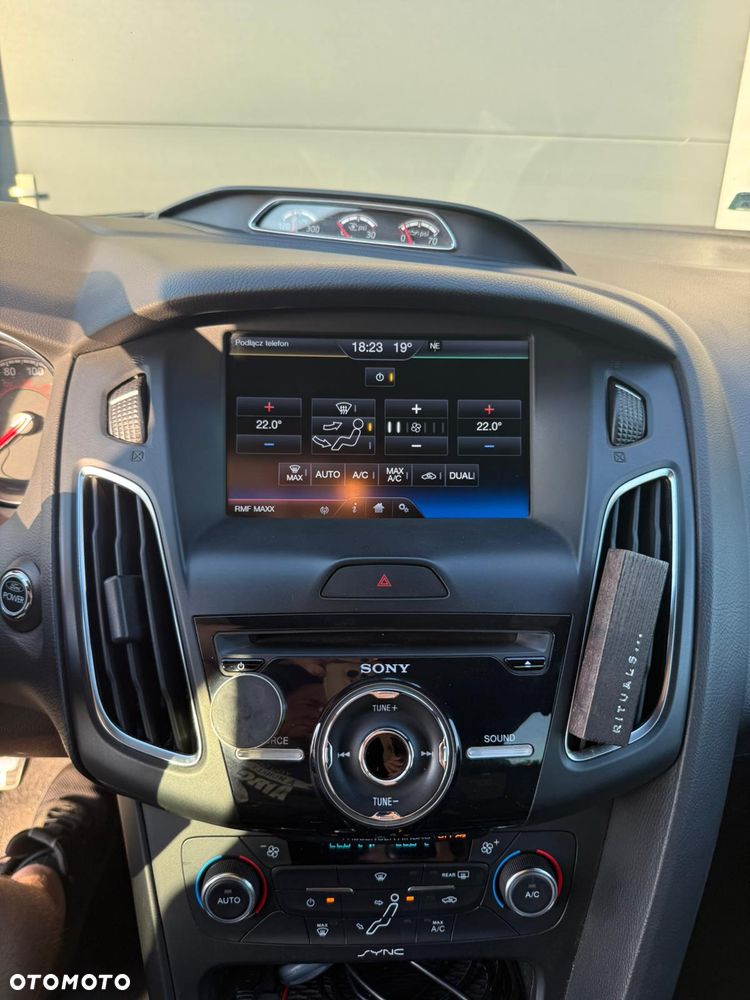 Ford Focus 2.0 EcoBoost ST - 20