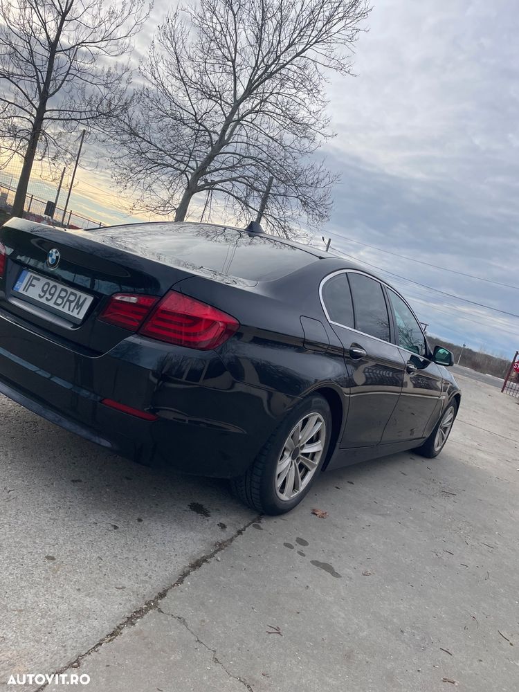 BMW Seria 5 520d - 4