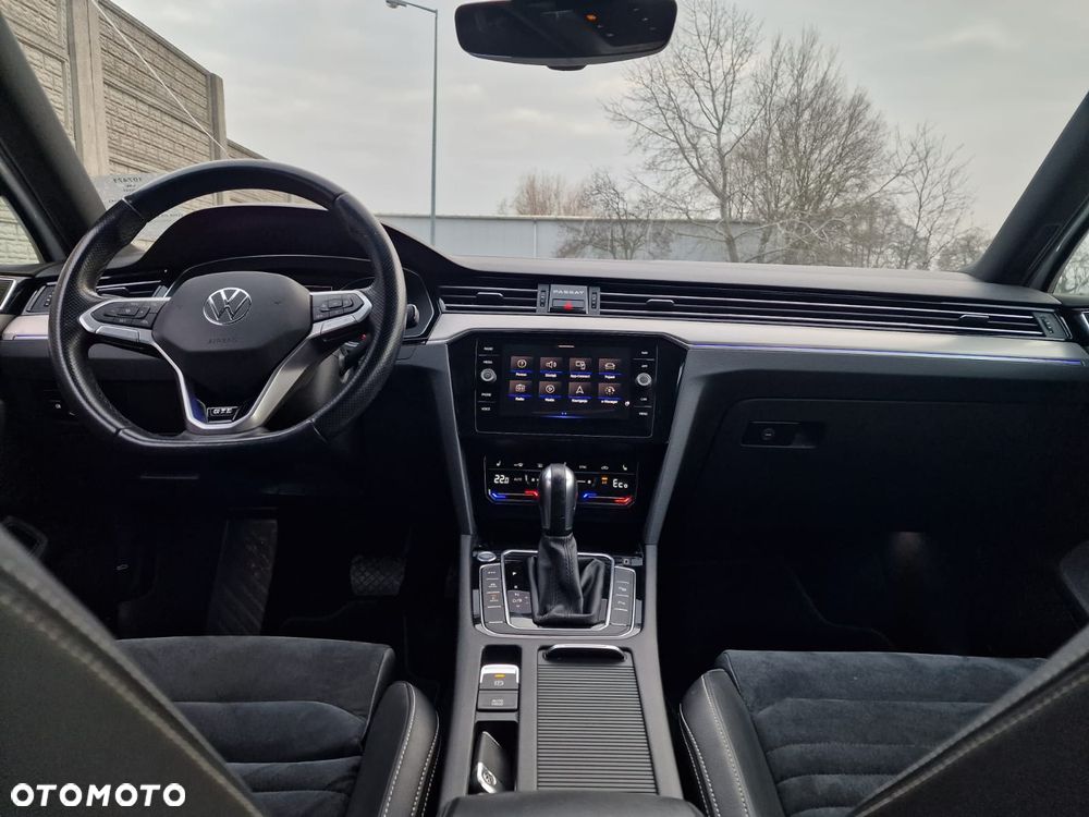Volkswagen Passat Variant 1.4 TSI Plug-In Hybrid GTE DSG - 12