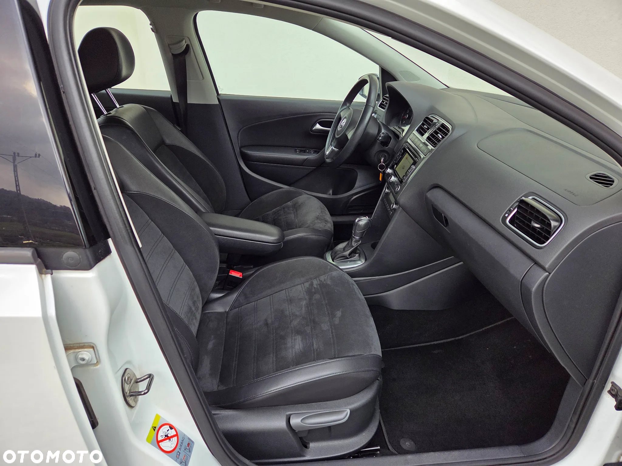 Volkswagen Polo - 11