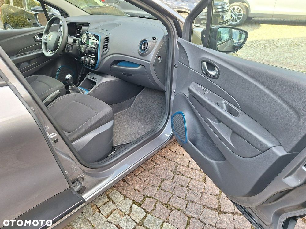 Renault Captur - 16