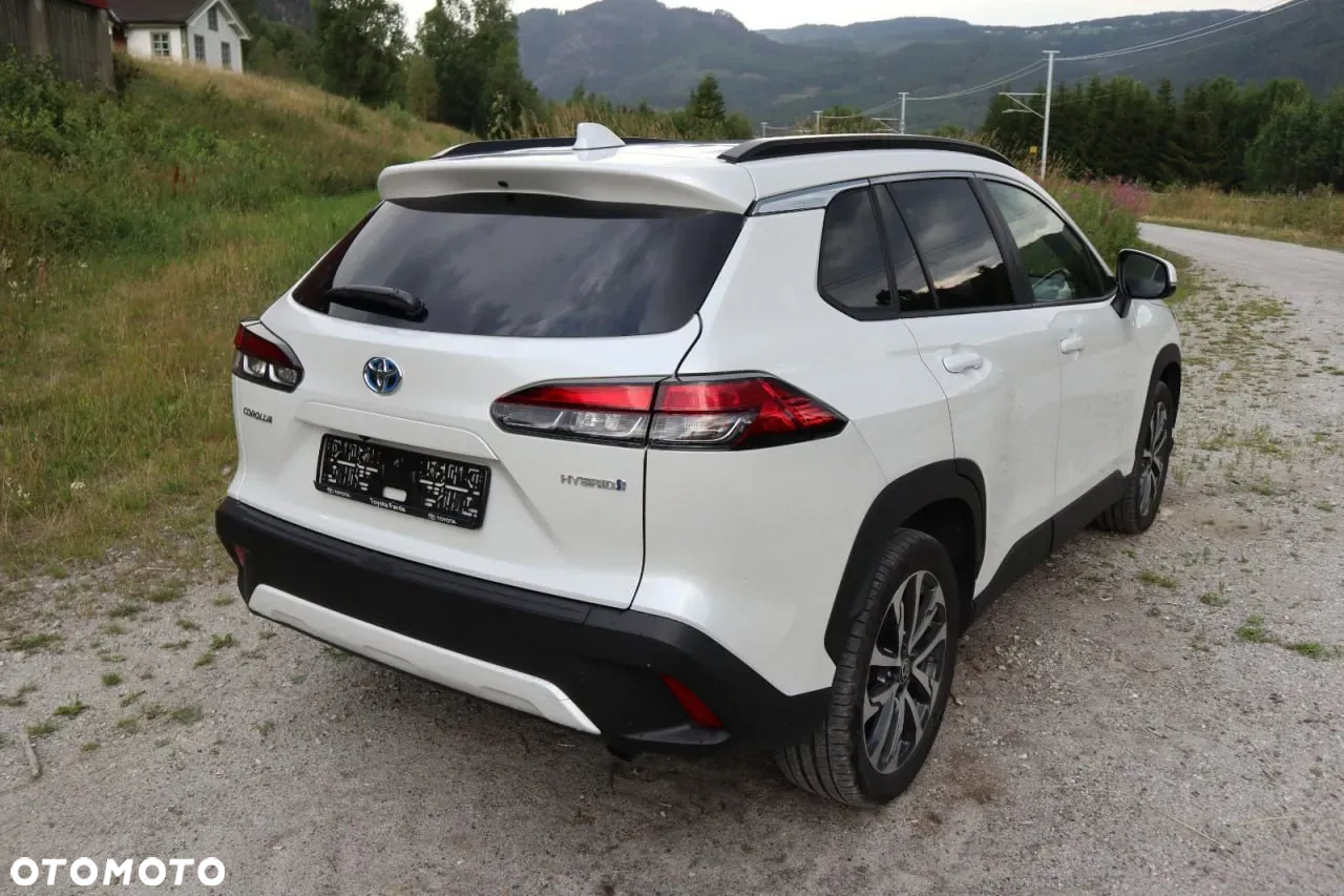 Toyota Corolla Cross 2.0 Hybrid Executive AWD - 5