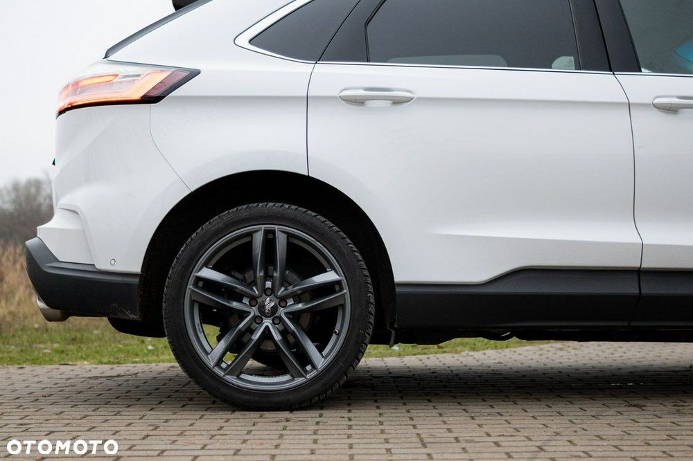 Ford Edge - 8