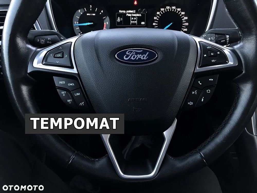 Ford Mondeo 2.0 EcoBlue Titanium - 26