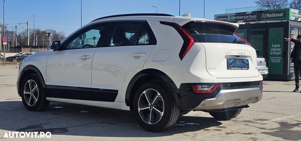 Kia Niro 1.6 GDI HEV 2WD OPF Aut. Vision - 4