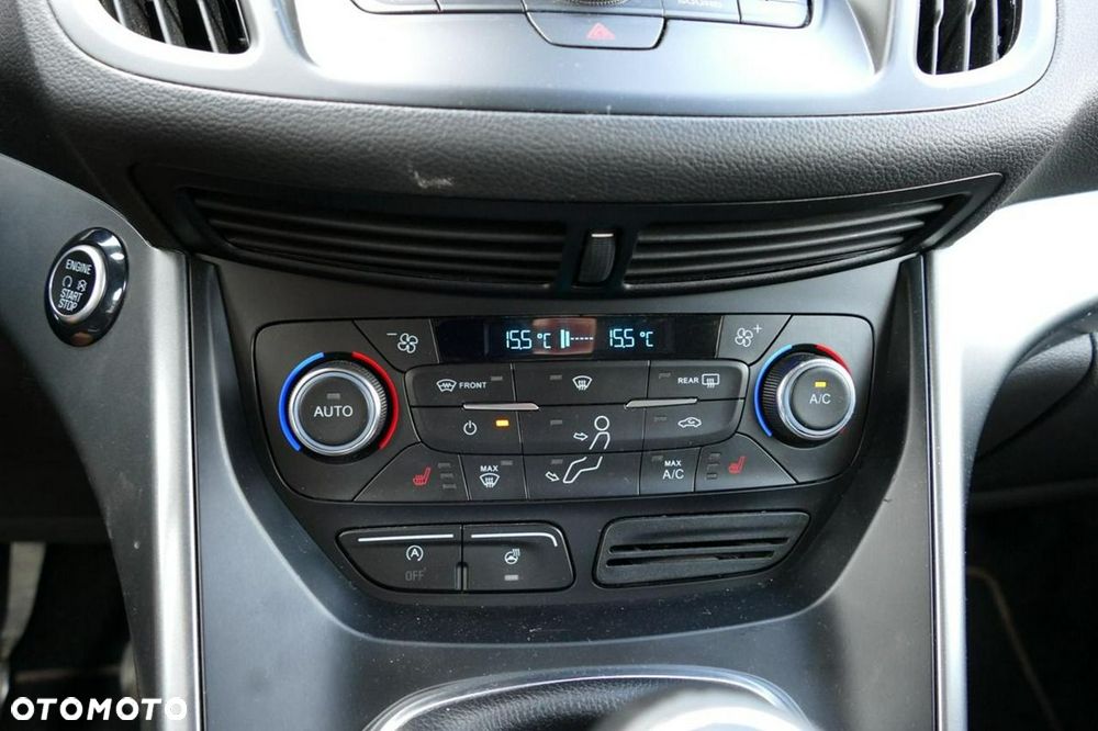 Ford Kuga 1.5 EcoBoost 2x4 Titanium - 31
